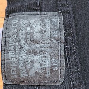Men's levi Jean's  Size 33X32